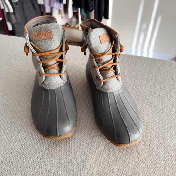 Sperry Grey Wool Quilted Saltwater Duck Boots Size 8.5 Snow Boots Outdoor - Picture 2 of 12